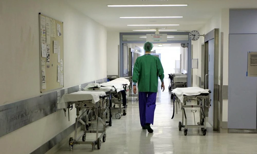 Αγρίνιο: Η λάθος διάγνωση που παραλίγο να κοστίσει τη ζωή σε 20χρονο: «Είχε περιτονίτιδα και έλεγαν πως έχει ίωση!»